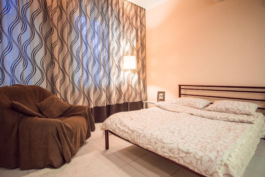 Studio Ember At Maidan Konstytutsii Charkov Buitenkant foto